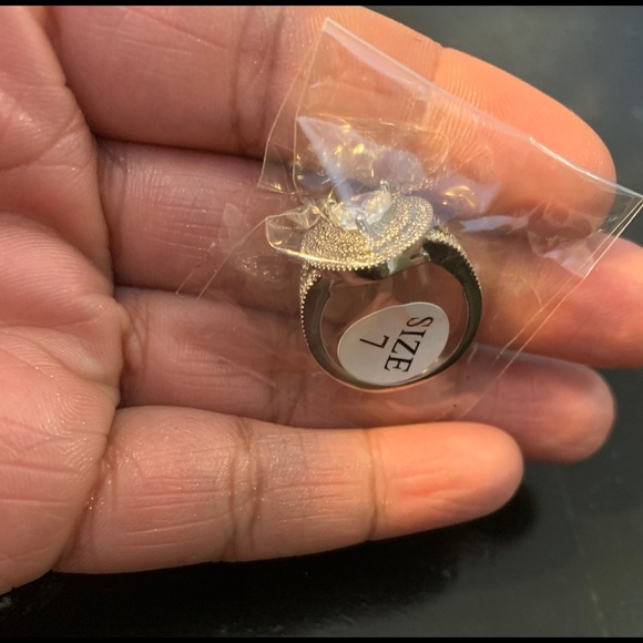 Heart Ring - Picture 4 of 4